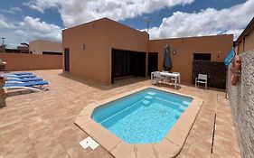 Anahi Homes Corralejo -Villa Dracaena 4